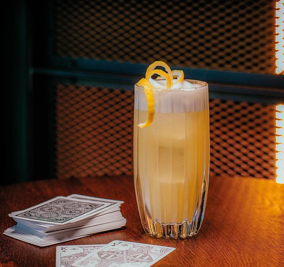 bar-berlin-drink-morning-glory-fizz